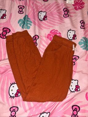 Cat & jack burnt orange joggers size 7/8